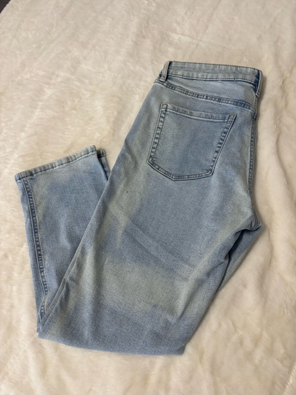 Women’s Light Blue Acid Wash Straight Leg Jeans - Size 31 Petite